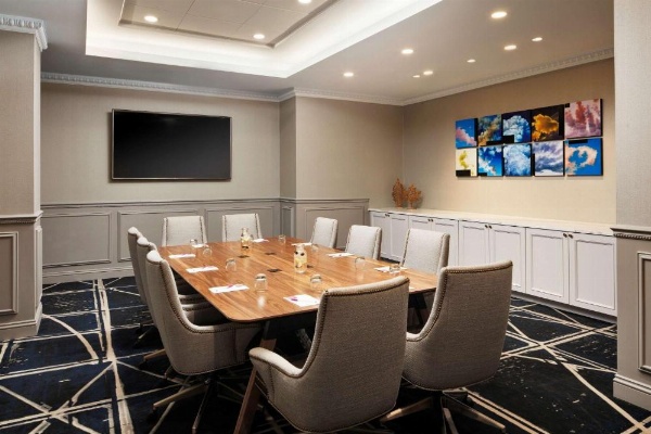 Hyatt Place Knoxville/Downtown image 26